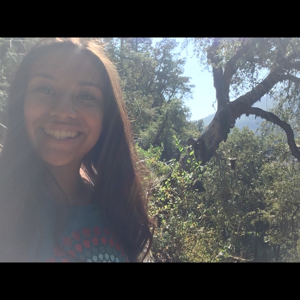 Meet your Posher, Danielle